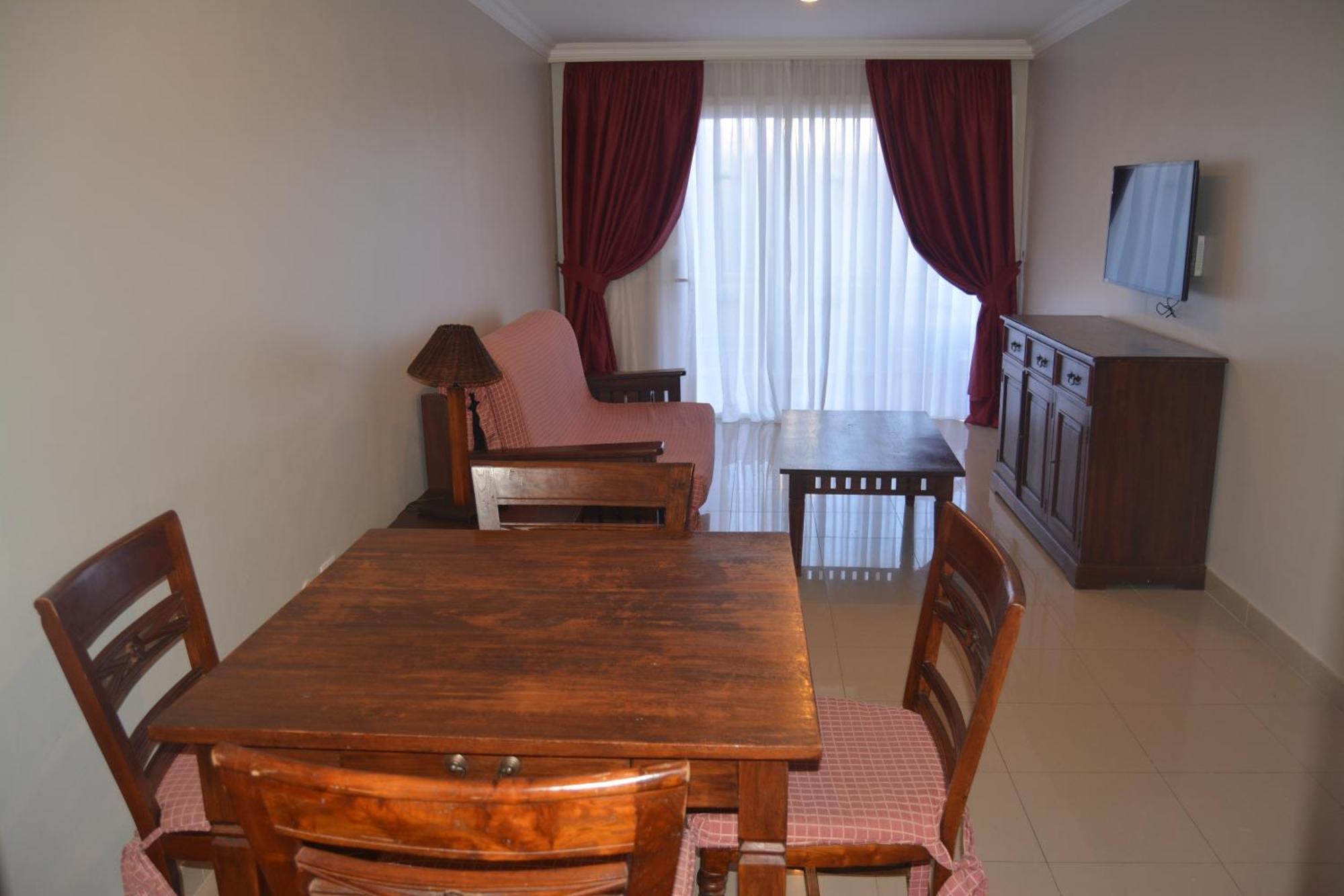 Rf La Quinta Park Suites Santa Úrsula Extérieur photo